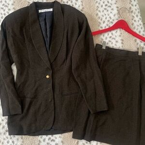 Tahari Black Dress Suit Elegant Professional Attire